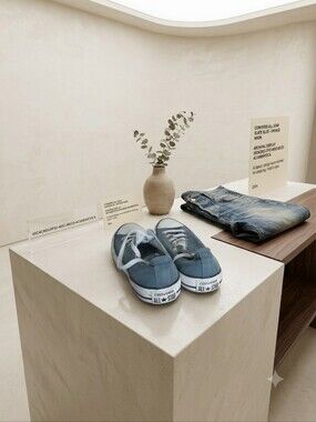 Converse TRUCK TAYLOR ALL STAR MEN'S / Unisex LOW‎ TOP SHOES SIZE 8.5